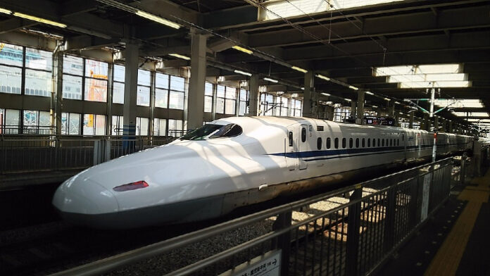 Noida International Airport, Indira Gandhi Airport, high-speed rapid rail, feasibility report, DPR, Ghaziabad